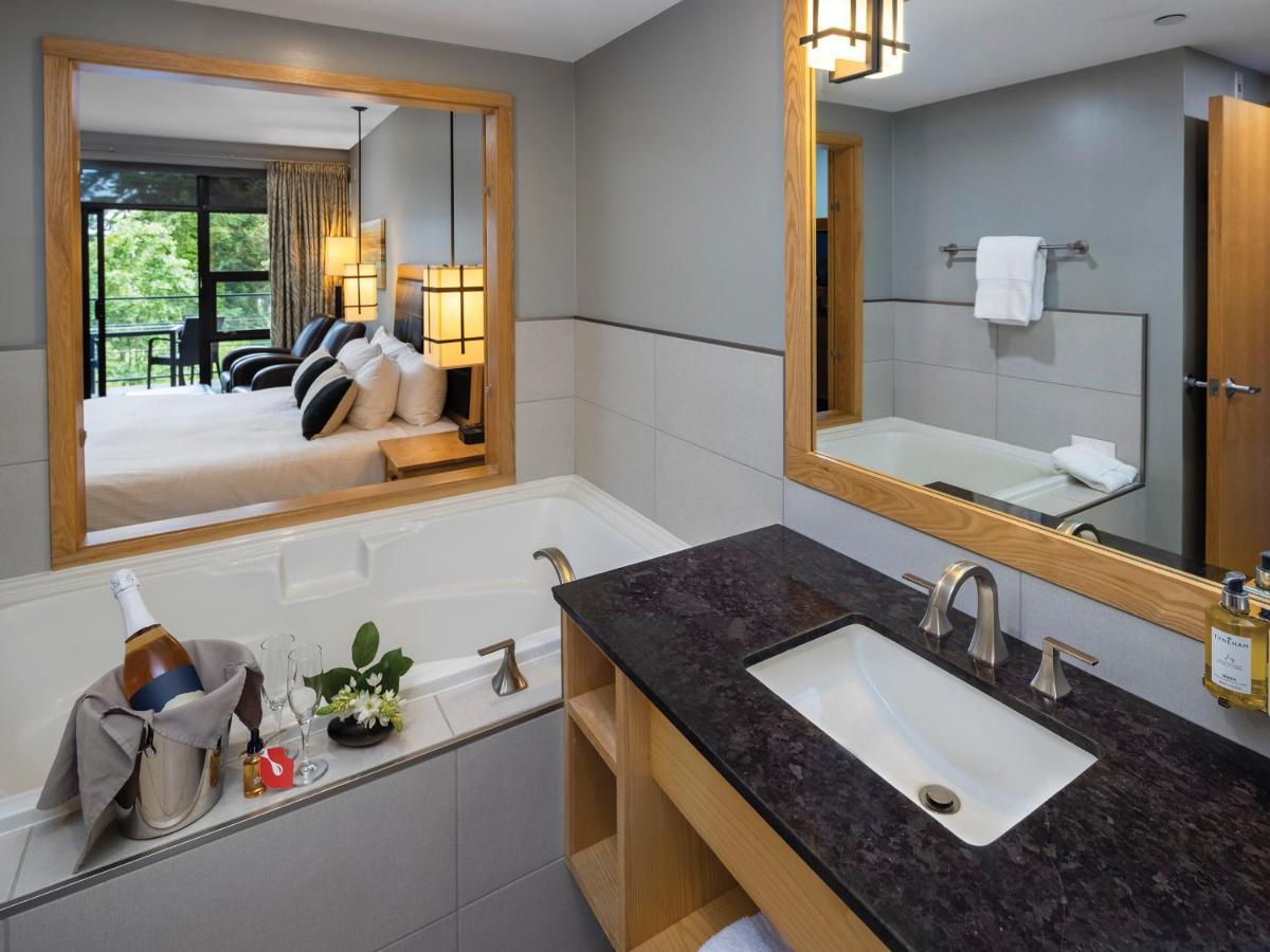 Brentwood Bay Resort & Spa Exterior foto
